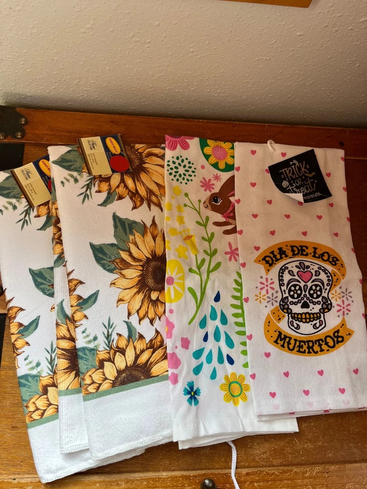Lot of White w Sunflowers Easter Bunny Rabbit Spring Flowers Day of Dead Holiday Sunflower