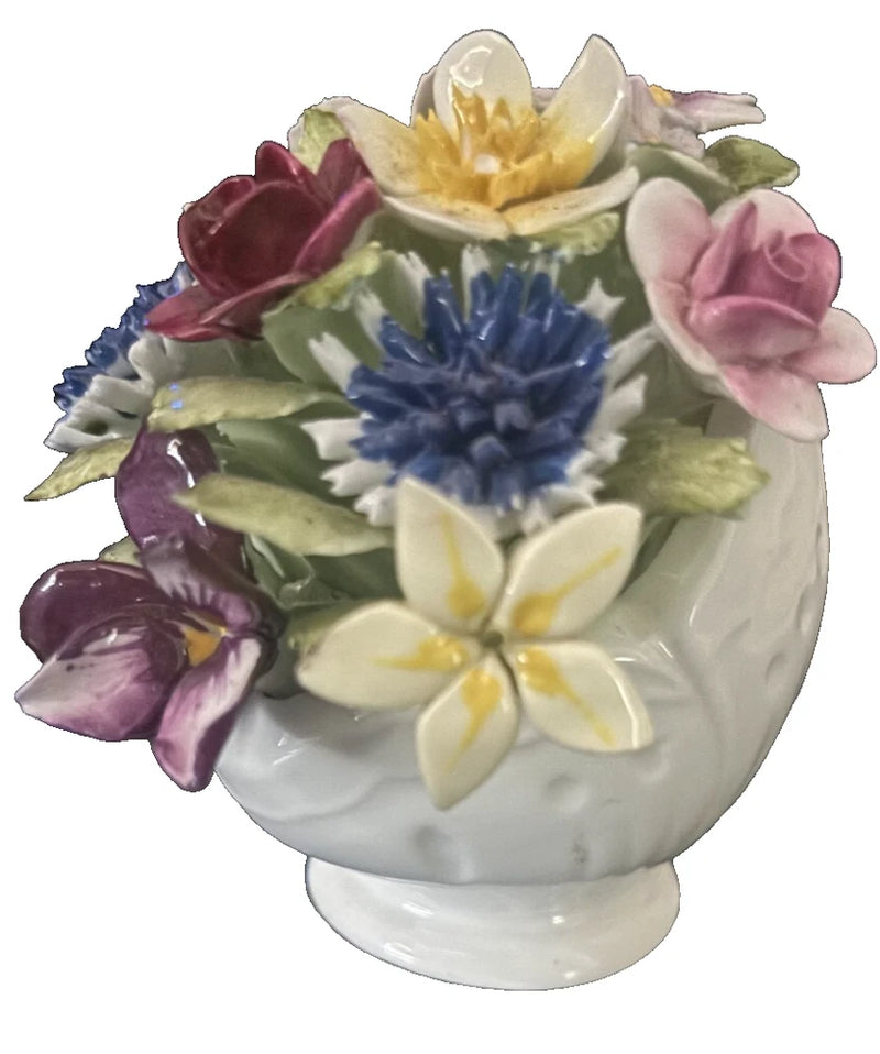 Royal Doulton England Bone China Footed Bowl Bouquet Roses Carnations Carnation