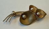 Vintage Gold Tone Metal Cala Lily Brooch Faux Pearl Estate Multiple Petals Lily