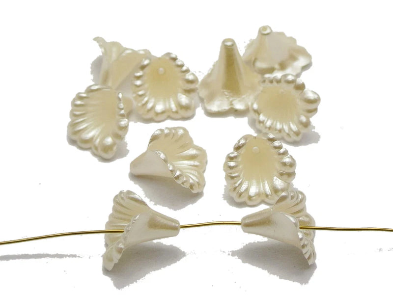 500 Ivory Acrylic Pearl Lily Bellflower Bell Flower Bead Cap Beads 12mm Lily