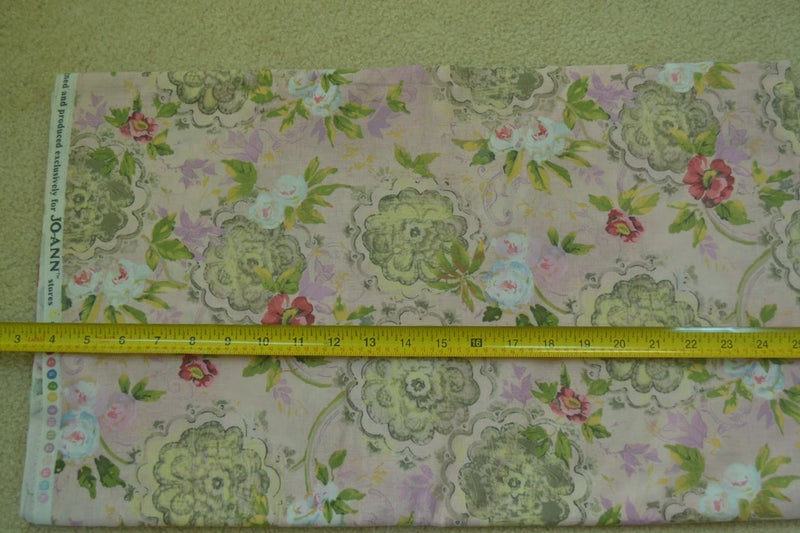 By 1/2 Yd, Pink Lavender Green Floral on Light-Pink Cotton, Tracy Porter, B1292 Flowering Plants