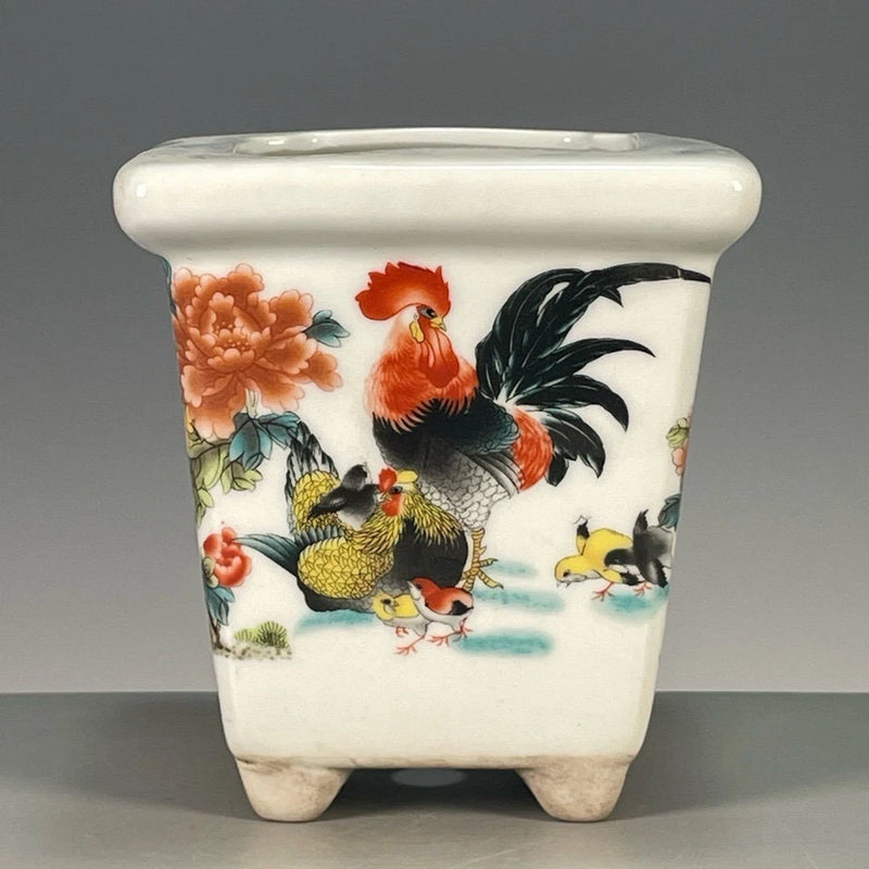Porcelain flower pot with rooster family and peony floral scenes, scalloped rim