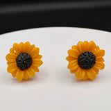 Vintage Mini Sunflower Stud Earrings Ð Bright & Cheerful Everyday Blossoms Sunflower