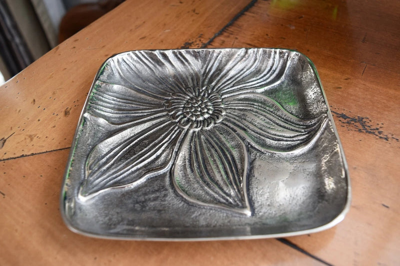 Embossed sunflower metal squarish dish, brushed silver finish