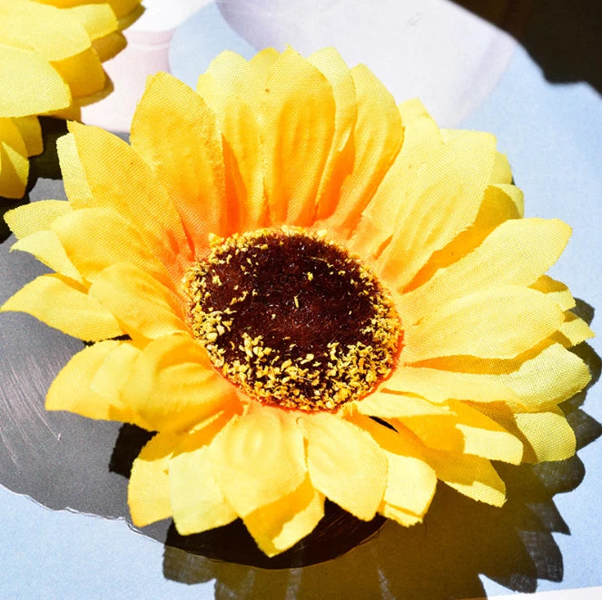30Pcs 9.5cm Artificial Fake Sunflowers Flowers Decoration For Wedding Party Home Sunflower