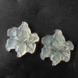 2pcs,circle lily flower carving natural xiuyu jade stone pendant,earring beads Lily