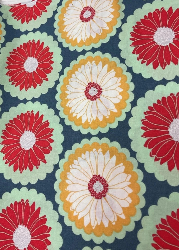 1 Yard Red & Gold Tone Flowers On Blue 44Ó Wide 100% Cotton Flowering Plants