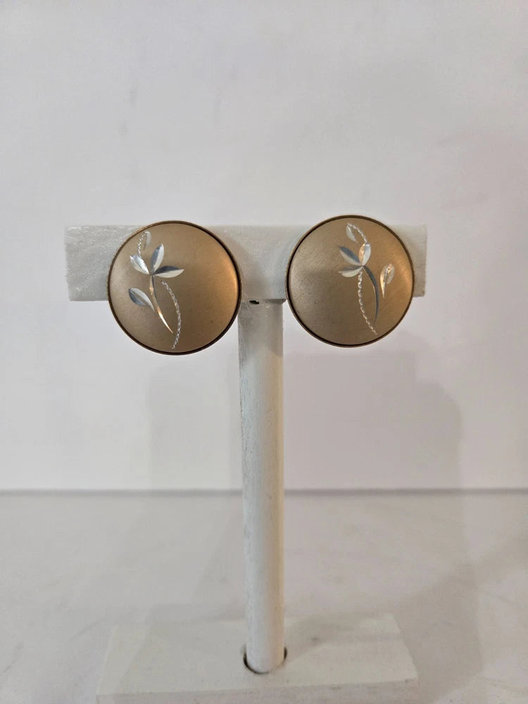 Vintage Clip On Earrings Flower Lily Plant Metal Silver Brass Round Button Lily