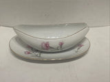 VINTAGE ROYAL COURT CARNATION FINE CHINA JAPAN GRAVY BOAT & UNDERPLATE Carnation