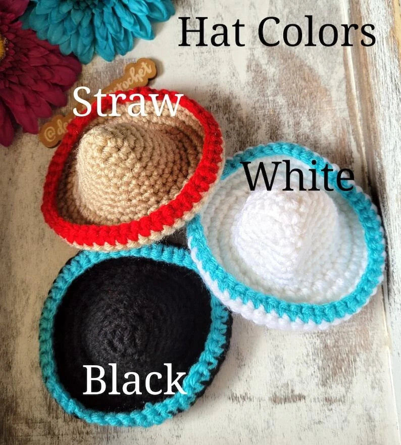 Crochet Cactus with Sombrero, Home Decor, Shelf Sitter, Faux Cacti Plant, Green Plant