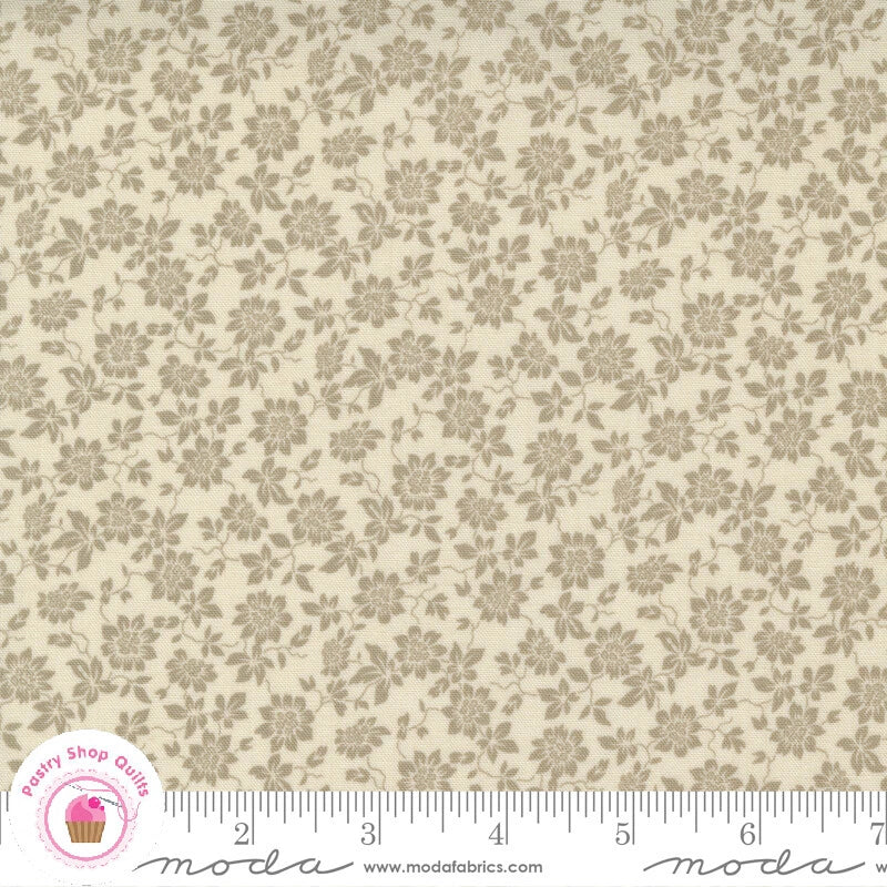 Moda BONHEUR DE JOUR 13915 17 Pearl Cream Floral FRENCH GENERAL Quilt Fabric Flowering Plants