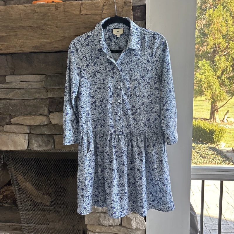 Tuckernuck Hydrangea Blue Floral Drop Waist Size XS Pockets Shirt Dress EUC Hydrangea