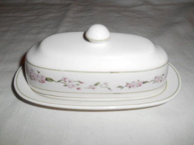 NEW MARTHA STEWART MSE Butter Dish In The Hydrangea Pattern Hydrangea
