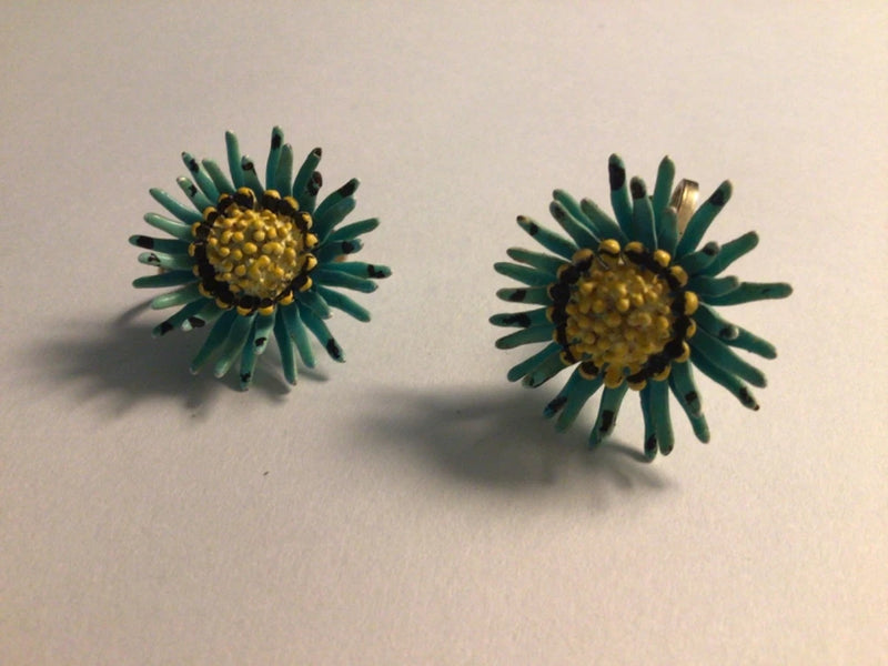 Vintage Signed CORO sunflower clip on earrings Sunflower