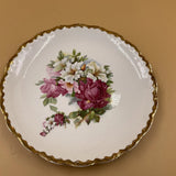 Plate - 9 inches. Flowers. Carnation McNicol. Gold Scalloped Edge Carnation