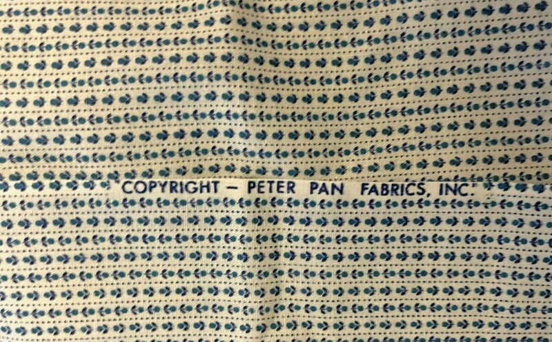VTG Peter Pan Ditzy Shades Blue Florals on White Grannycore Cottagecore BTFQ Flowering Plants