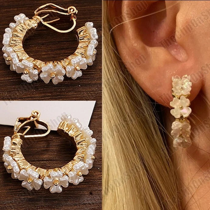 CLIP ON white daisy HOOP EARRINGS white/gold HOOPS lucite flower NON-PIERCED Daisies