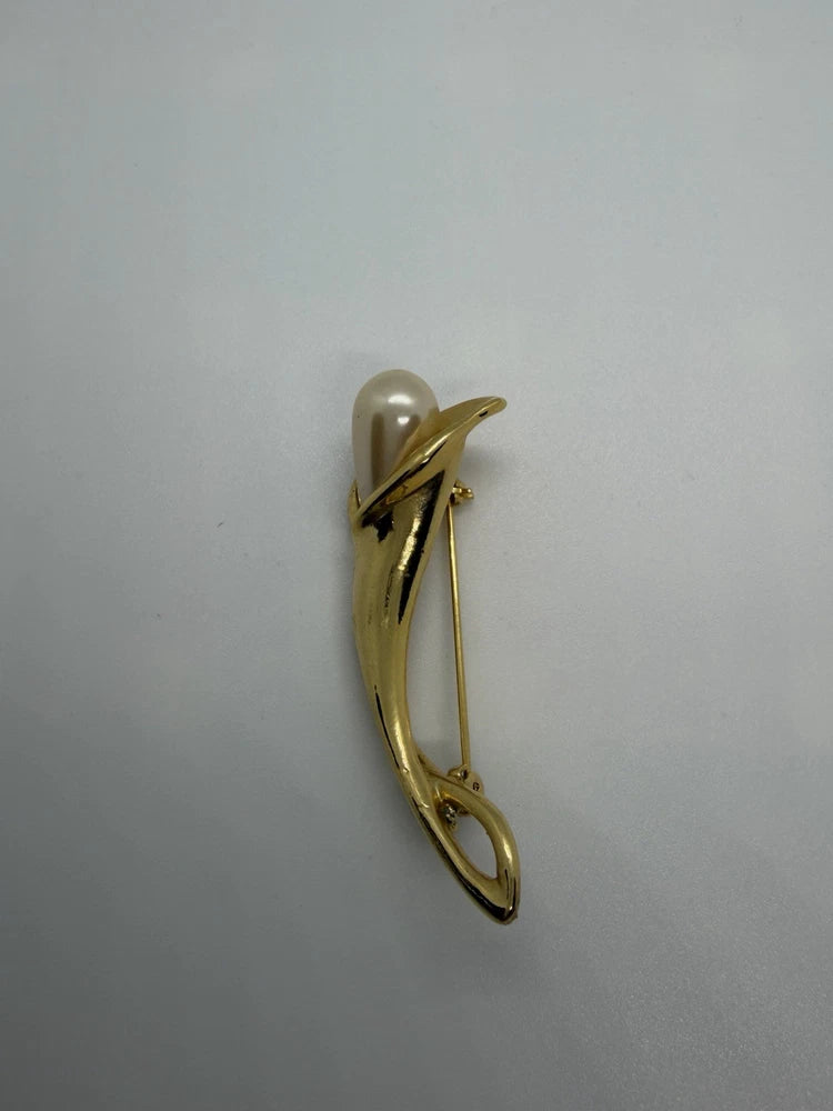 Vintage Brooch Pin Gold Tone Faux Pearl Cala Lily Flower Lily
