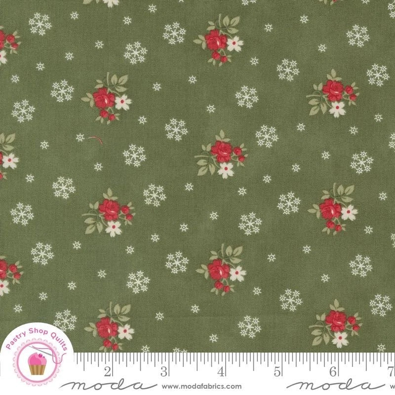 Moda A CHRISTMAS CAROL 44355 15 Green Floral 3 SISTERS Quilt Fabric Flowering Plants