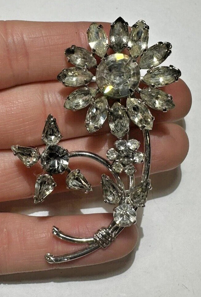 Vintage Shiny Silver tone Sunflower Daisy Marquise Rhinestone Flower Brooch 5b 2 Sunflower