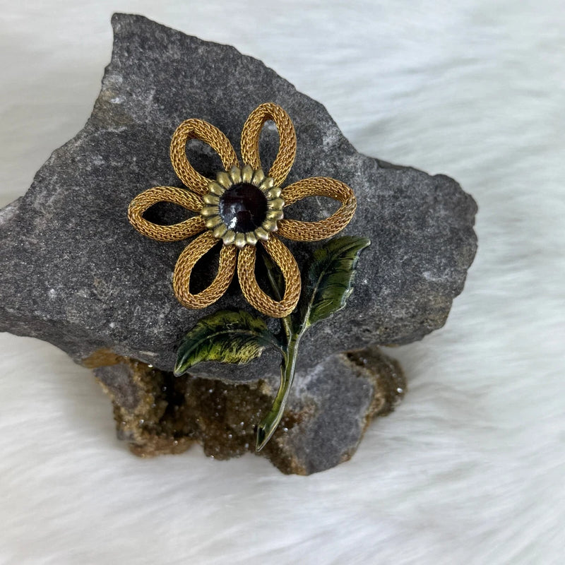 Vintage Mid-Century Sunflower Brooch w/ Gold tone Metal Mesh Petals and Enameled Sunflower