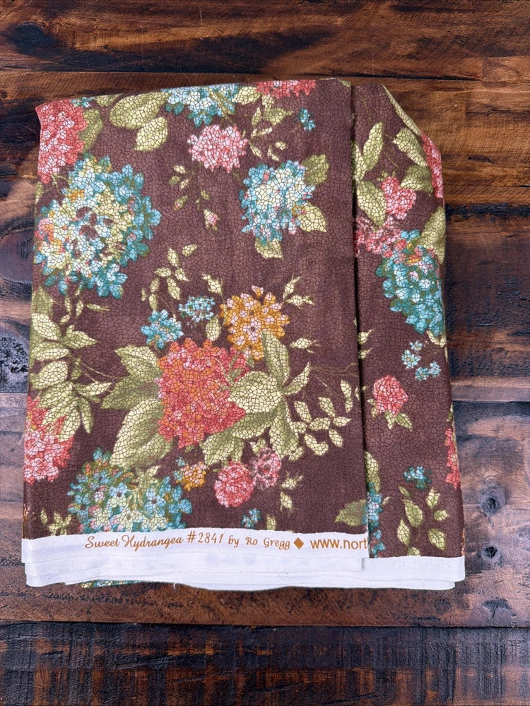 Sweet Hydrangea #2841 By Rio Gregg Brown Multicolor 3 Yards+ 24Ó Hydrangea
