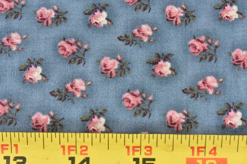 By 1/2 Yd, Vintage, Pink Calico on Blue Quilt Cotton, Peter Pan, V949 Flowering Plants