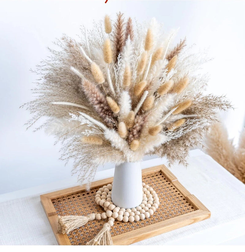 150pcs Pampas Grass + 1 White Ceramic vase + 1 Wood Bead 150PCS+VASE+WOOD BEAD Pampas Grass