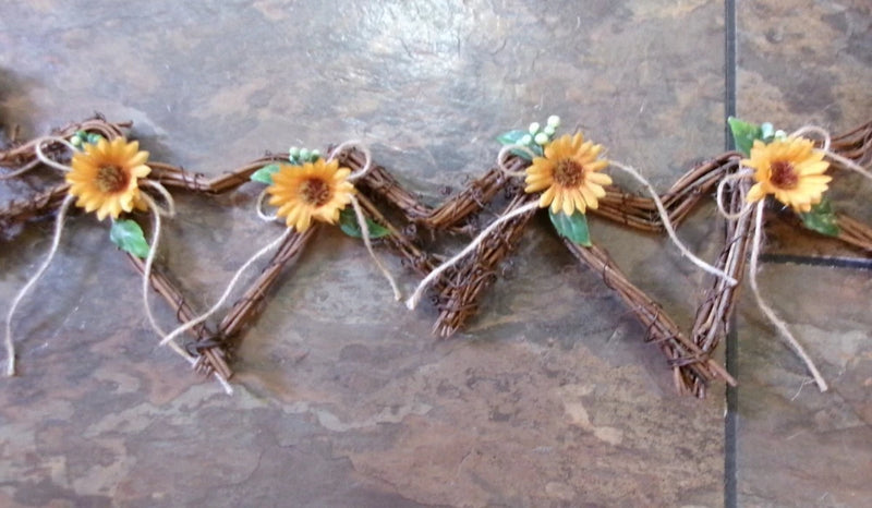 Swag Hanging Wall Decoration Heart Grapevine Sunflower Fall NEW Sunflower
