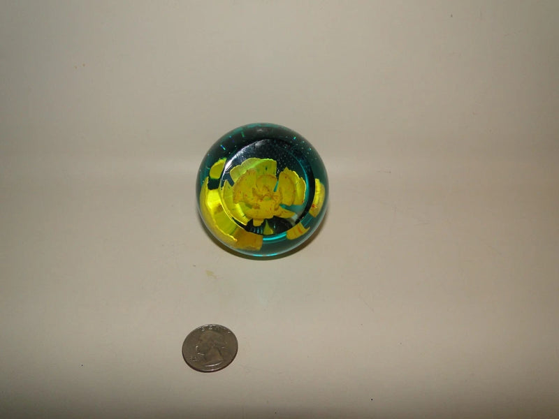 Yellow Carnation Flower Paper Weight, by Caithness from Scotland, #232960 Carnation