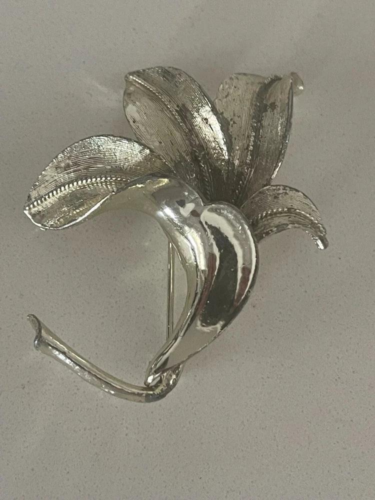 Vintage Coro Silver Tone Lily Brooch Lily