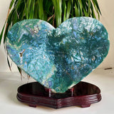 22.15LB Natural beautiful green aquatic plant heart-shaped crystal specimen Green Plant