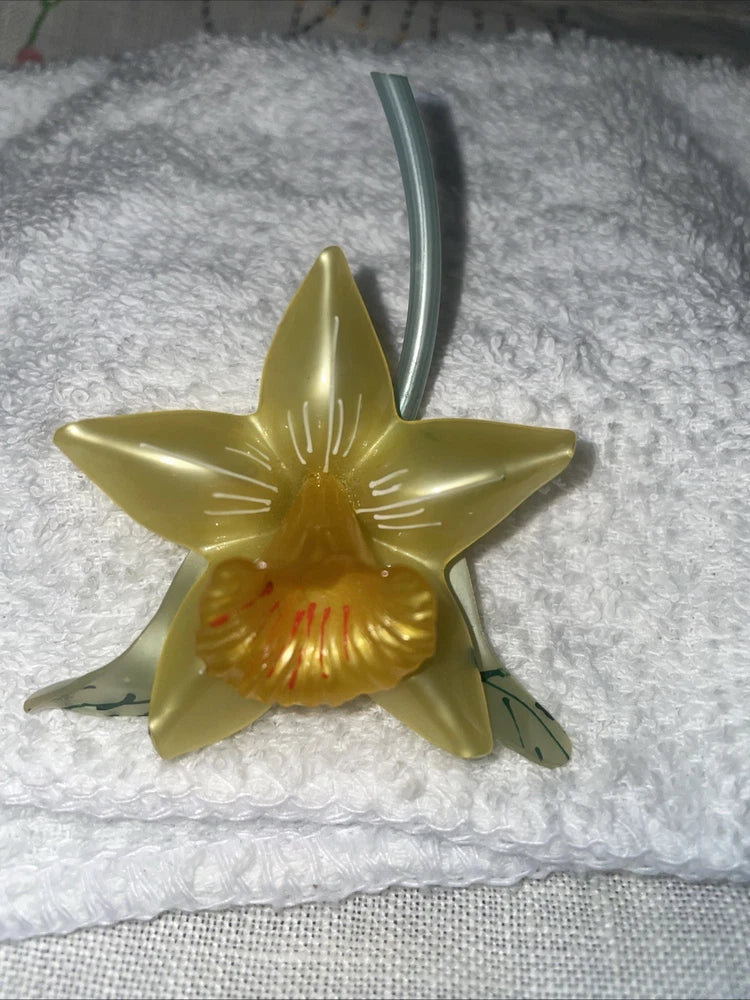 Lily flower yellow pearlized pearly celluloid pin brooch Lily
