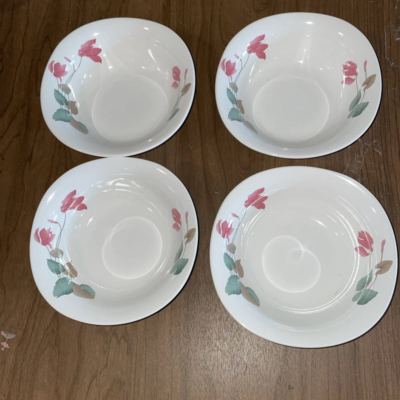 Set of 4 white soup cereal bowls with pink lily floral pattern