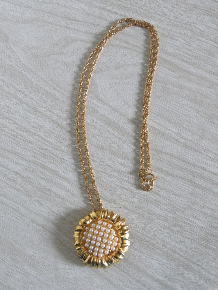 VTG Signed MOD Sunflower Gold Tone Faux Pearl Pin Brooch Pendant w/ Necklace Sunflower