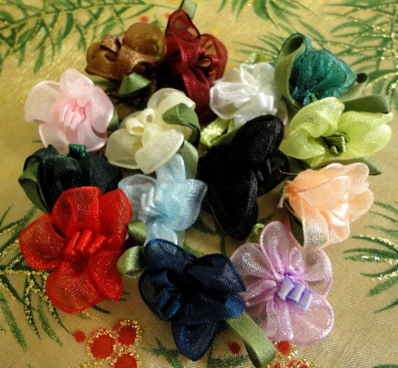 Assorted organza ribbon rose appliques, 100-piece set with multi-color flower details