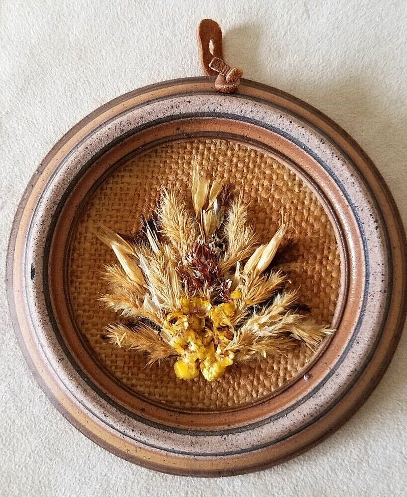 DRIED FLOWERS OLD ROUND PICTURE HANDMADE WEAVE FROM LINEN & FIELD PLANTS 5 5/8'' Dried Flower