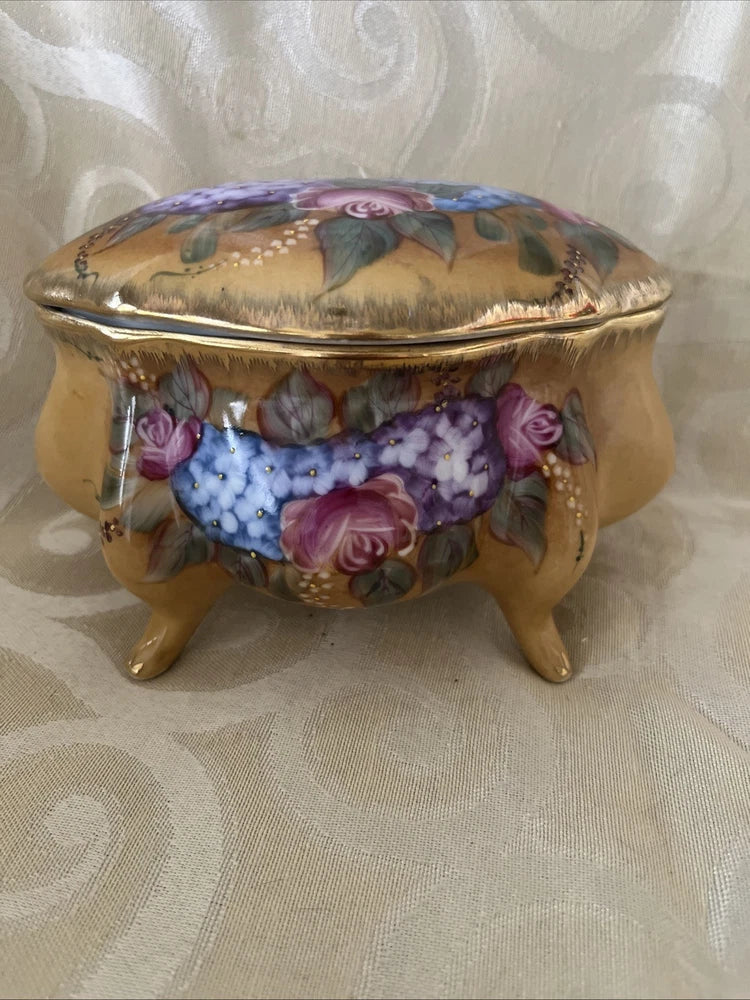Footed Victorian Style Porcelain Trinket Box Roses Hydrangeas Gold Trim With Lid Hydrangea