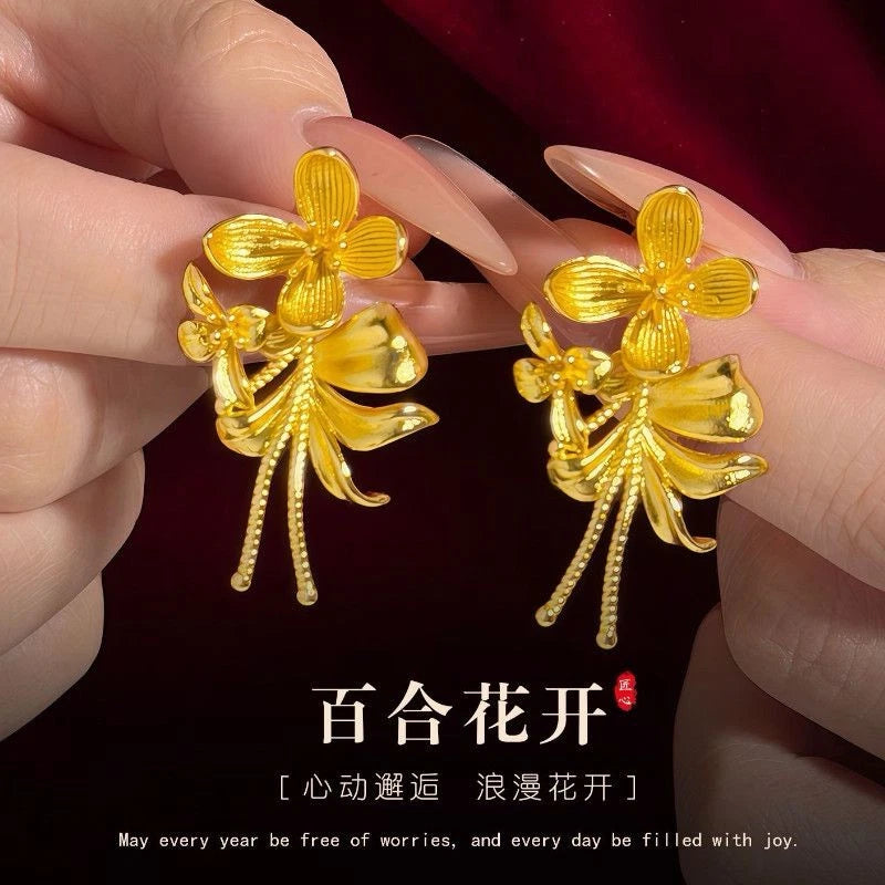 Gold Plated Lily Flower Stud Earrings Vintage Jewelry Lily