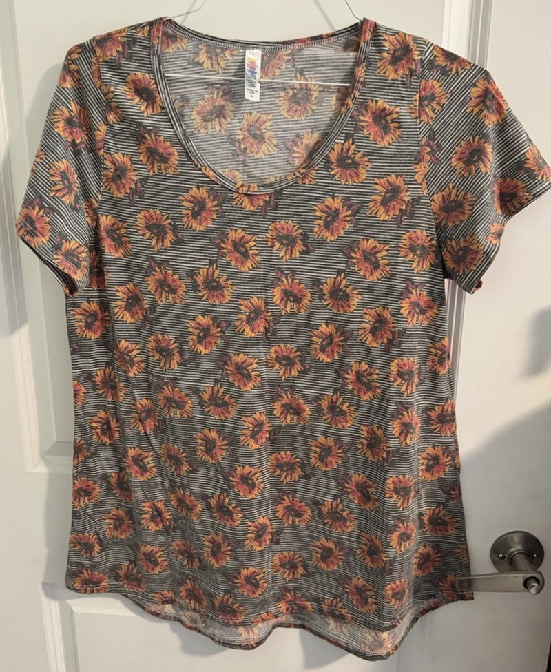 Lularoe Classic Tee WomenÕs XL Gray Stripe With Sunflowers EUC Sunflower