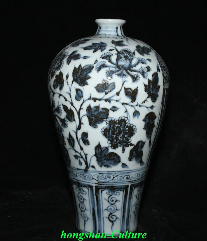 Blue and white porcelain bottle vase with floral peony pattern and narrow neck