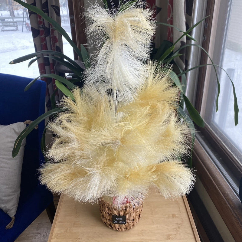 Holiday Time Neutral Pampas Grass Table Top Christmas Tree 24Ó NWT Rare Pampas Grass