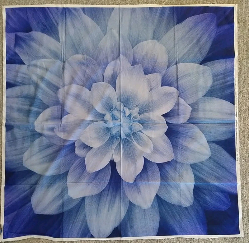 Hoffman Spectrum Print Digital Flower Panel Hydrangea "Dream Big" Cotton 44x45 Hydrangea