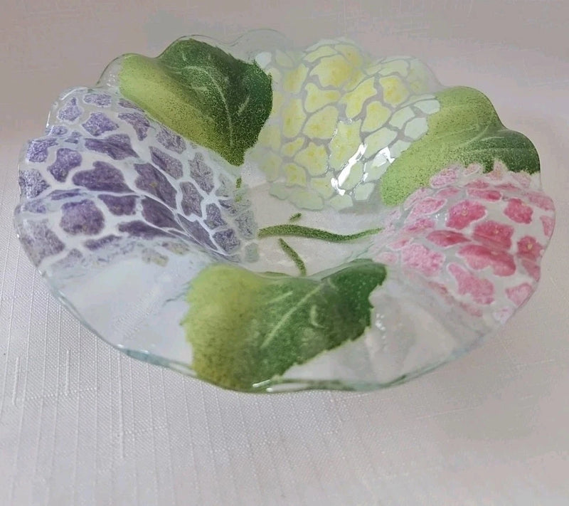 Sydenstricker Fused Art Glass Bowl Pastel Hydrangeas 6.5" Ruffled Edge Hydrangea