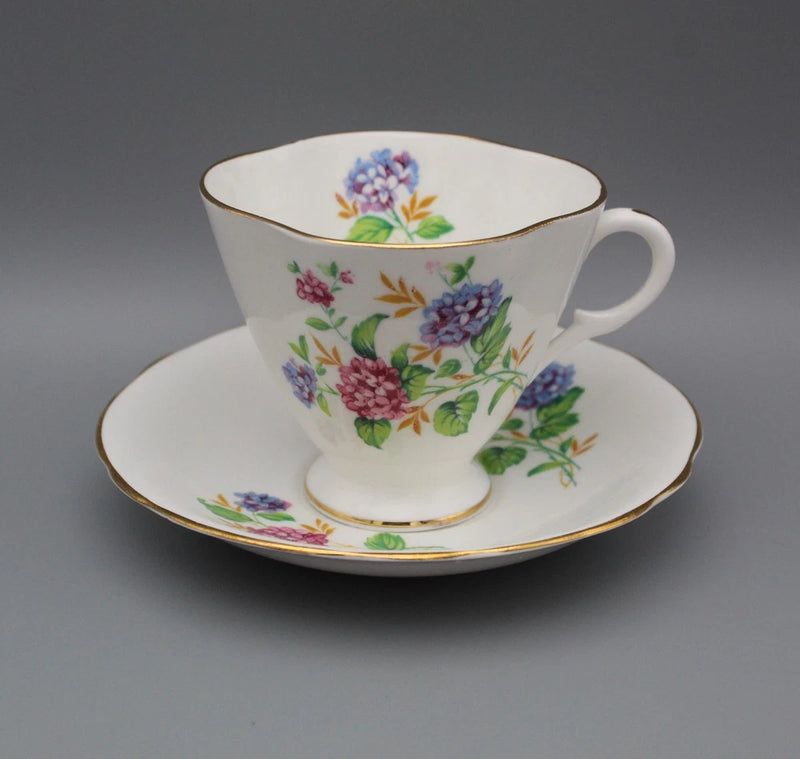Vintage Clarence England Bone China Teacup & Saucer Hydrangeas Blue Pink #577 Hydrangea
