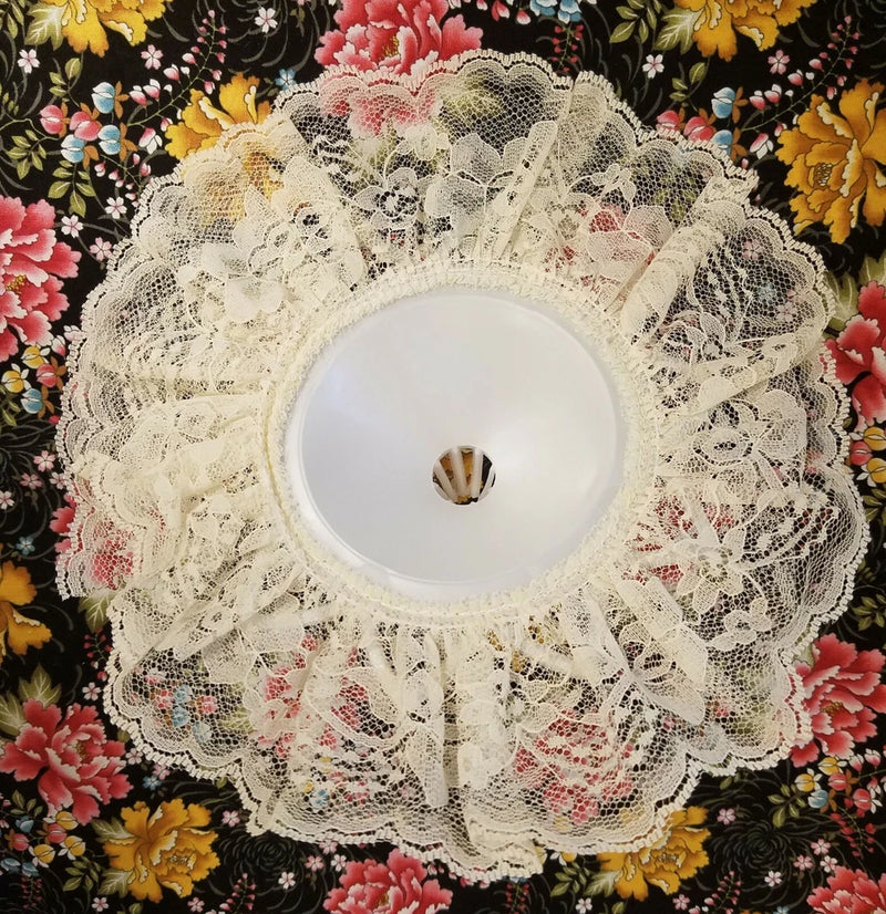 Lot of 6 Vintage Darice Wedding Bridal Flower Bouquet 9-1/2" Cream Lace Collar Bouquet