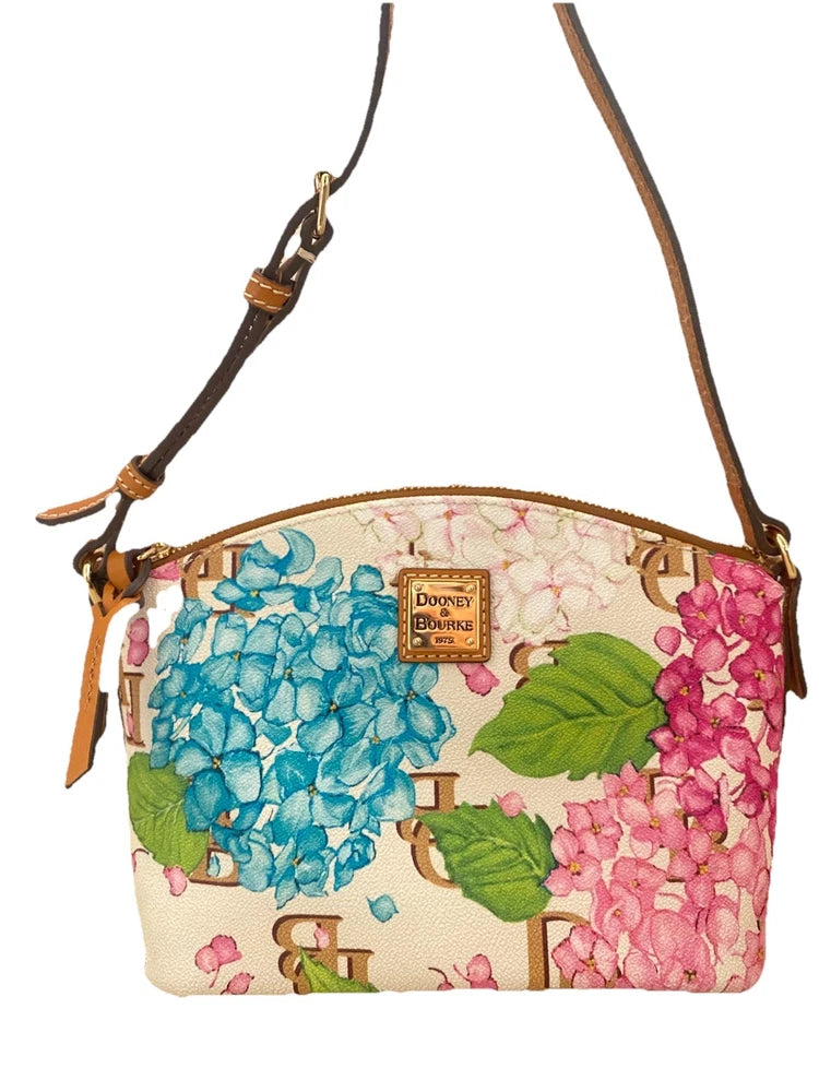 Dooney & Bourke Hydrangea Monogram Penny Crossbody Cream EUC Hydrangea