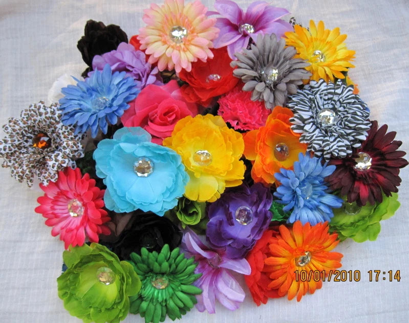 50 Assorted Silk Flower Heads Scrapbook Wedding Decoration Craft Floral Daisy Daisies