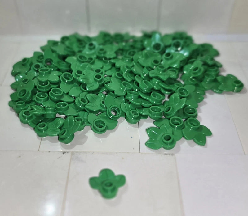 Lego, 100 quantity, Bright Green 3 Leaf Plant Piece Green Plant