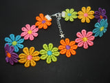 A  DAISY FLOWER FESTIVAL CHOKER NECKLACE . CHOICE OF COLOURS. NEW. Daisies